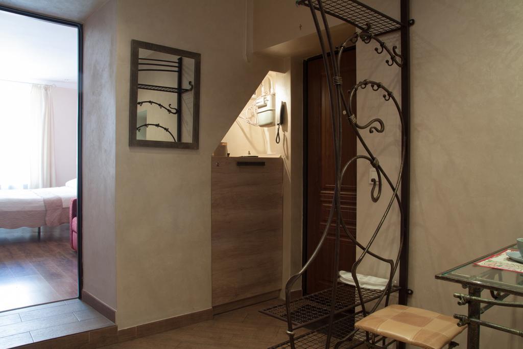 Apartment Roksolana 2 Lviv Dış mekan fotoğraf